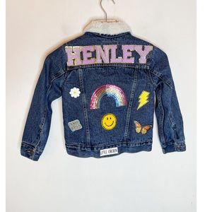 Levi’s Denim Sherpa Jacket Personalized with Patches. Size 6